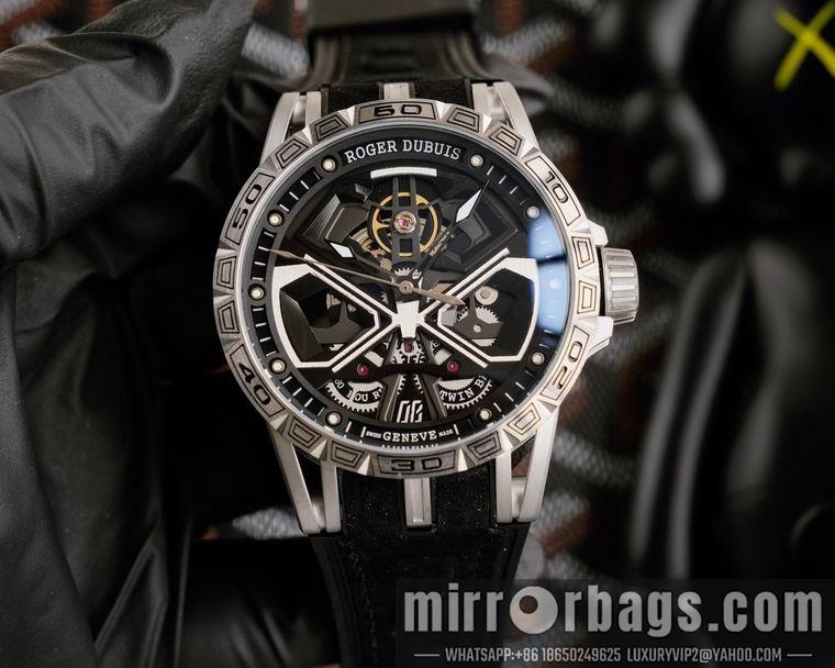 Replica Roger Dubuis 46mm M05