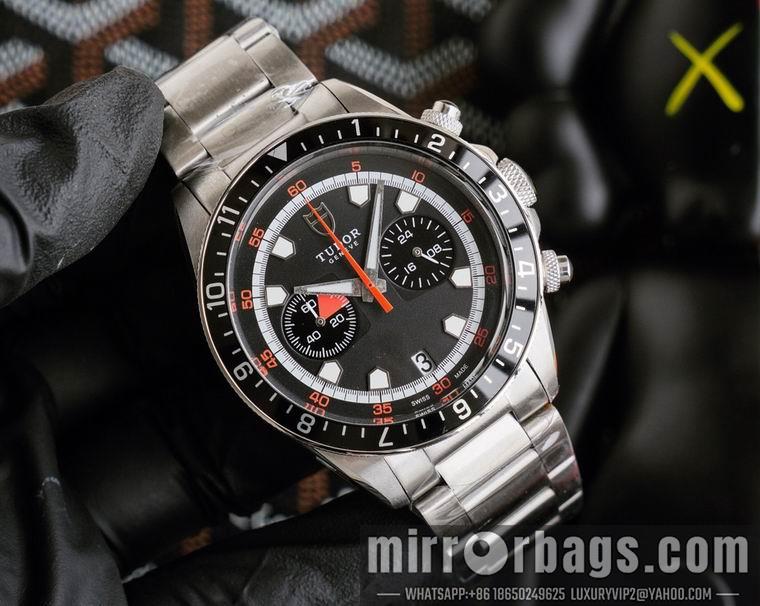 Replica Tudor men 42mm M11