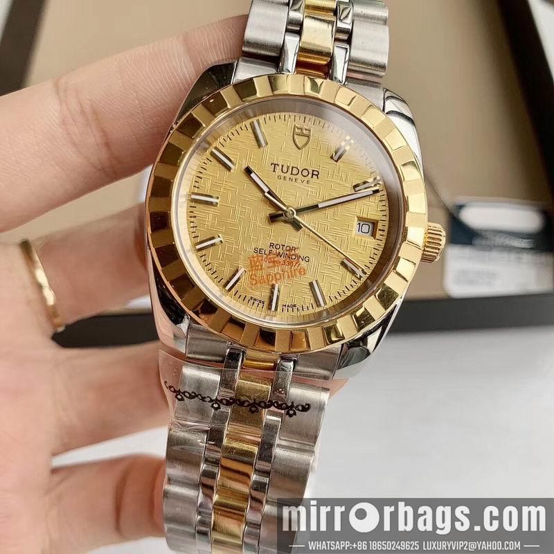 Replica Tudor watch 072435