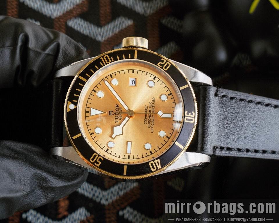 Replica Tudor watch 111002