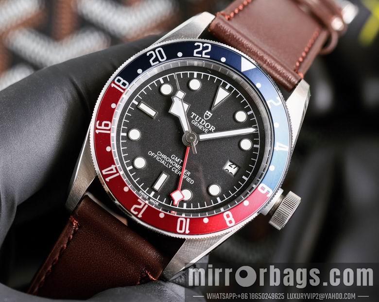 Replica Tudor men 42mm M12