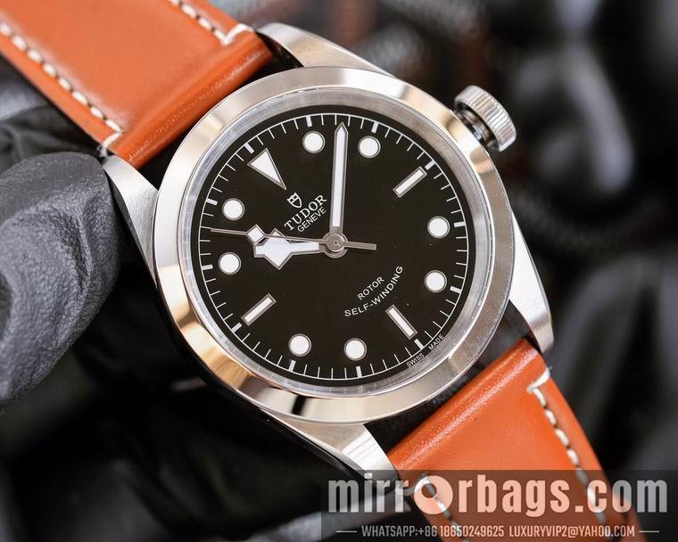 Replica Tudor men 41mm M04