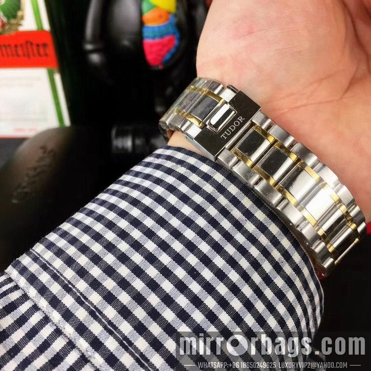 Replica Tudor men 40mm M03
