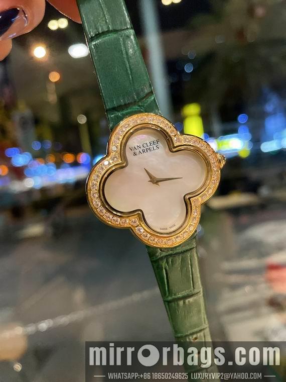Replica Van Cleef Arpels watch 04