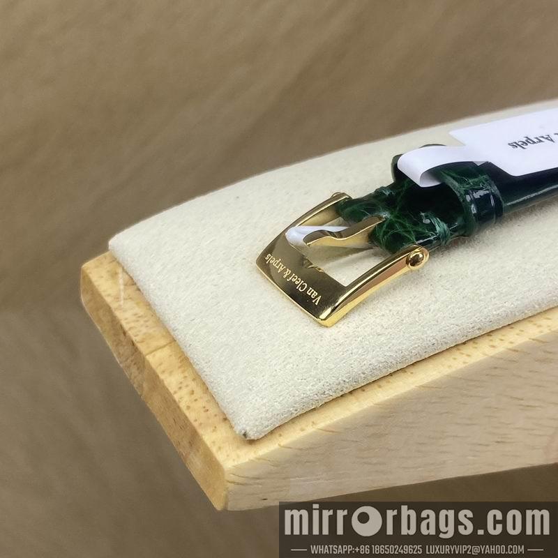 Replica Van Cleef & Arpels watch 102413