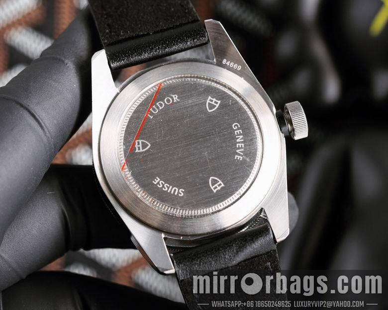 Replica Tudor men 42mm M12