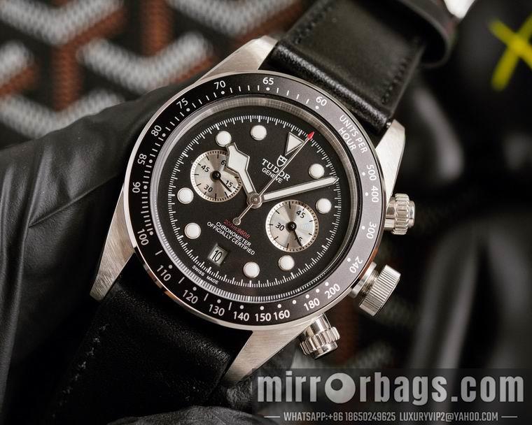 Replica Tudor men 42mm M09