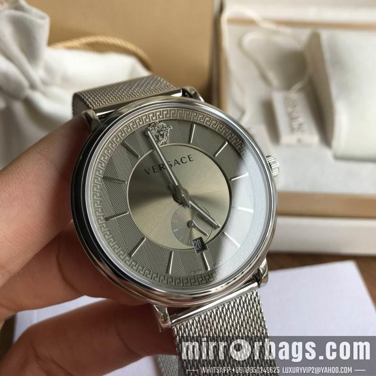 Replica Versace men 42mm M04