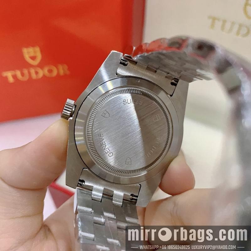 Replica Tudor 39mm 072441
