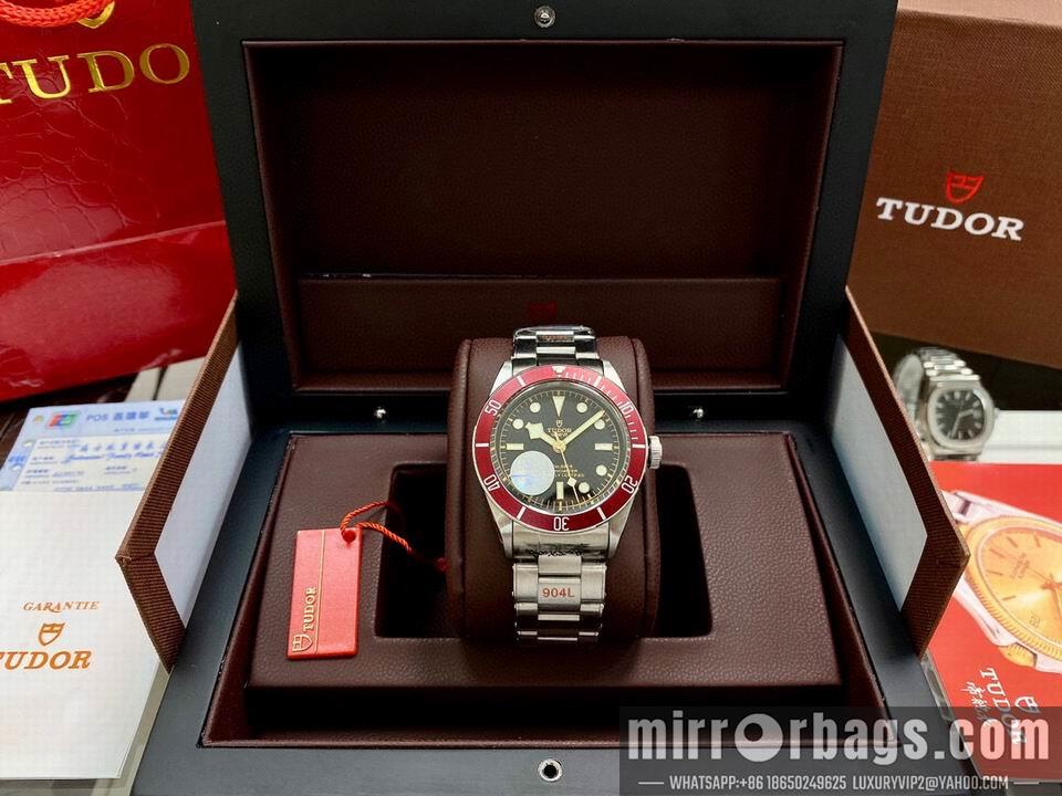 Replica Tudor watch 110801