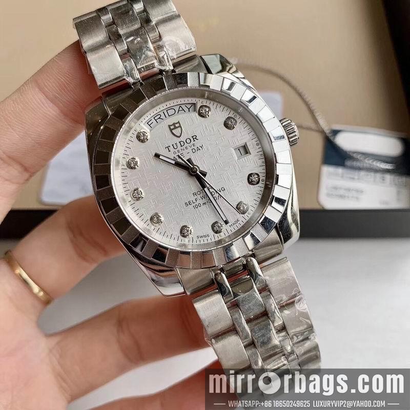 Replica Tudor watch 072435