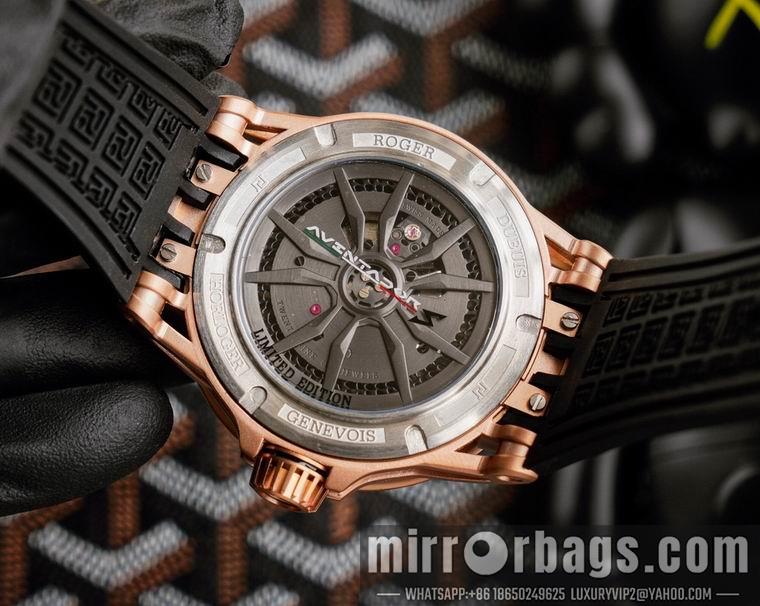Replica Roger Dubuis 46mm M05
