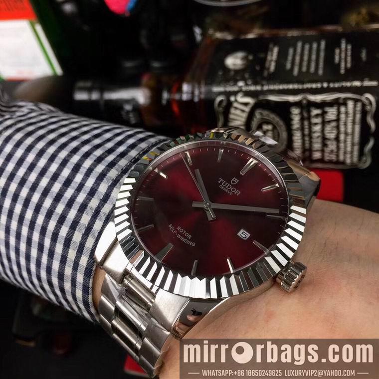 Replica Tudor men 40mm M03