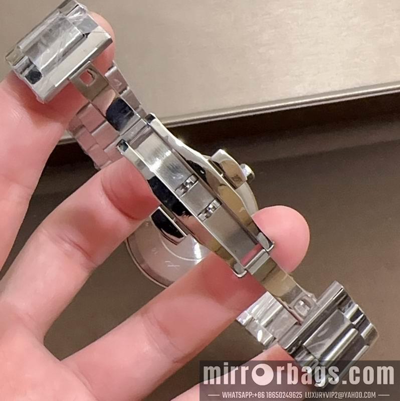 Replica LV 40mm 082218