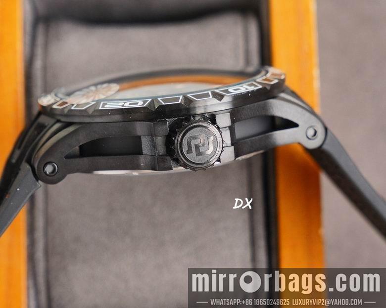 Replica Roger Dubuis 47x13mm 2nms51