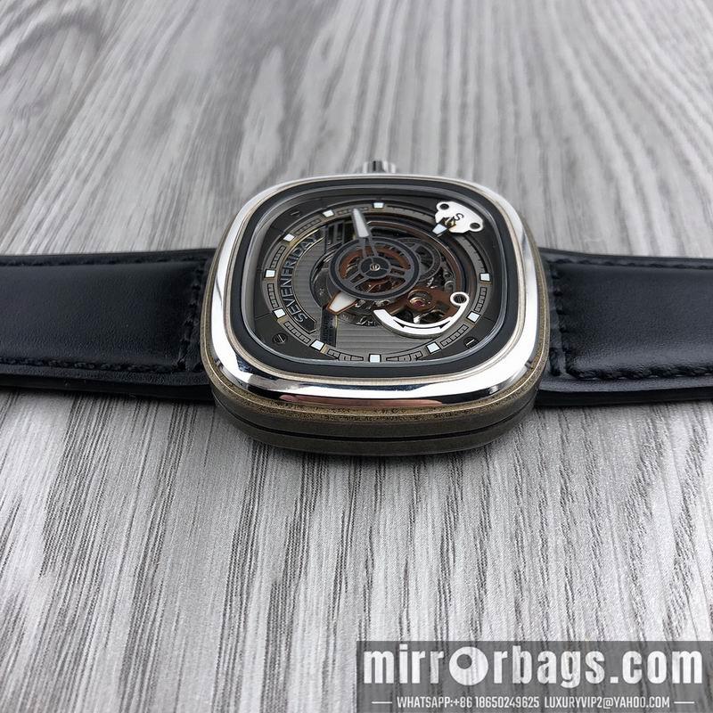 Replica Seven Friday 47X47mm 050670