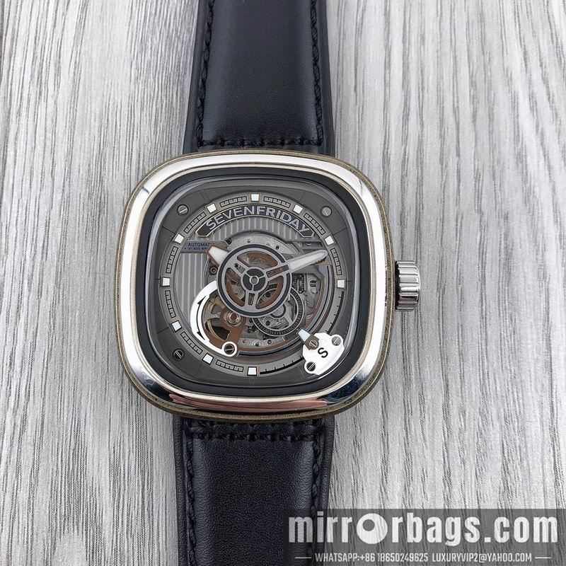 Replica Seven Friday 47X47mm 050670