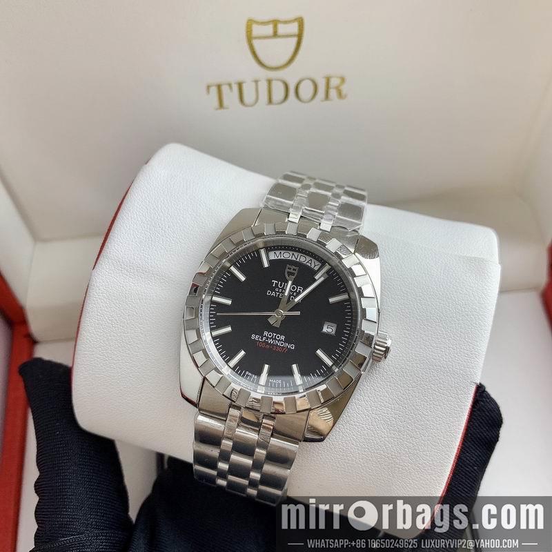 Replica Tudor watch 072432