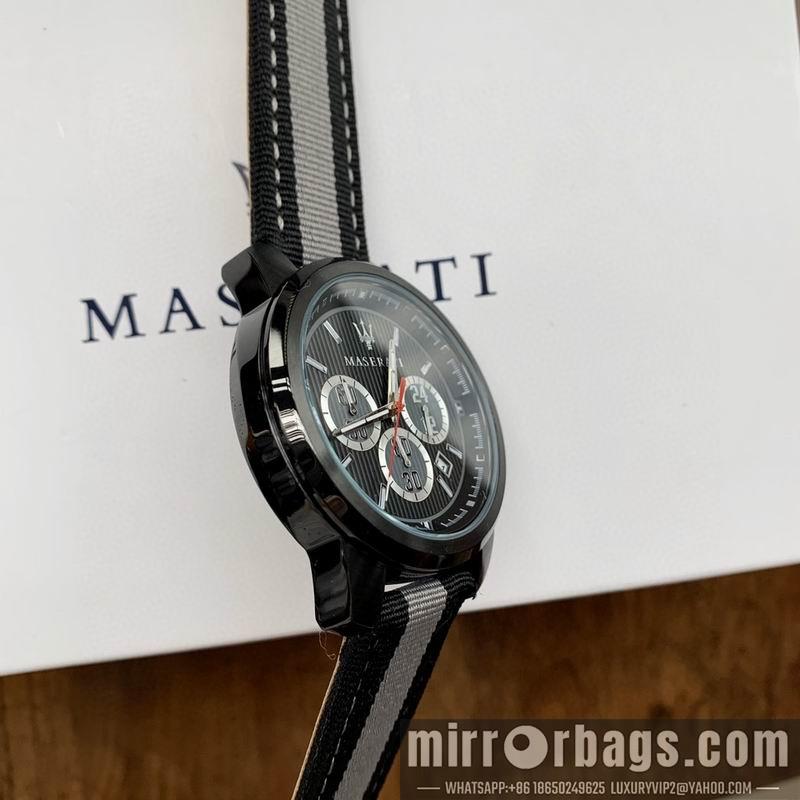 Replica Maserati 42mm 050345
