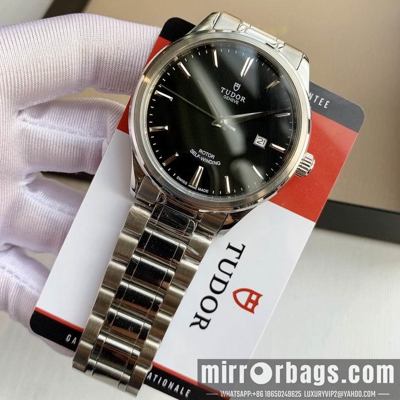 Replica Tudor watch M35