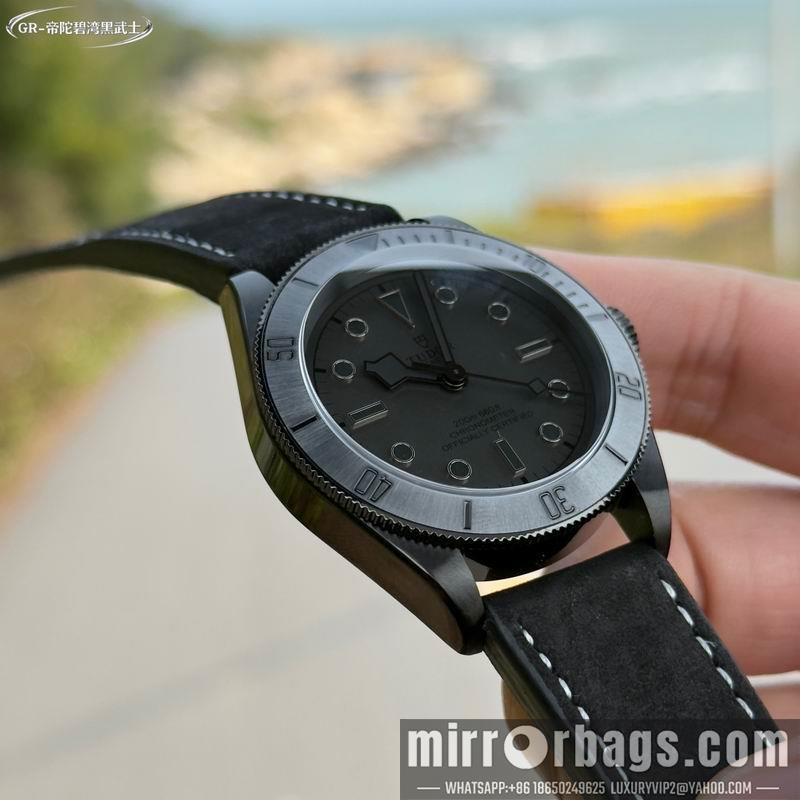 Replica Tudor 41mm 041604