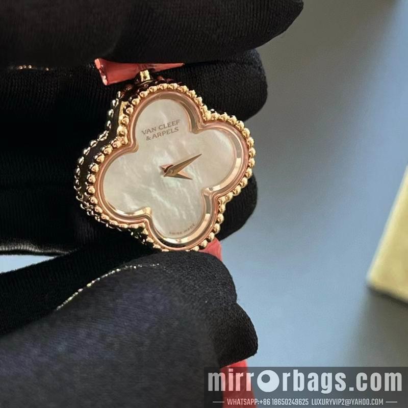 Replica Van Cleef & Arpels watch 022428