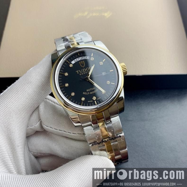 Replica Tudor watch M32