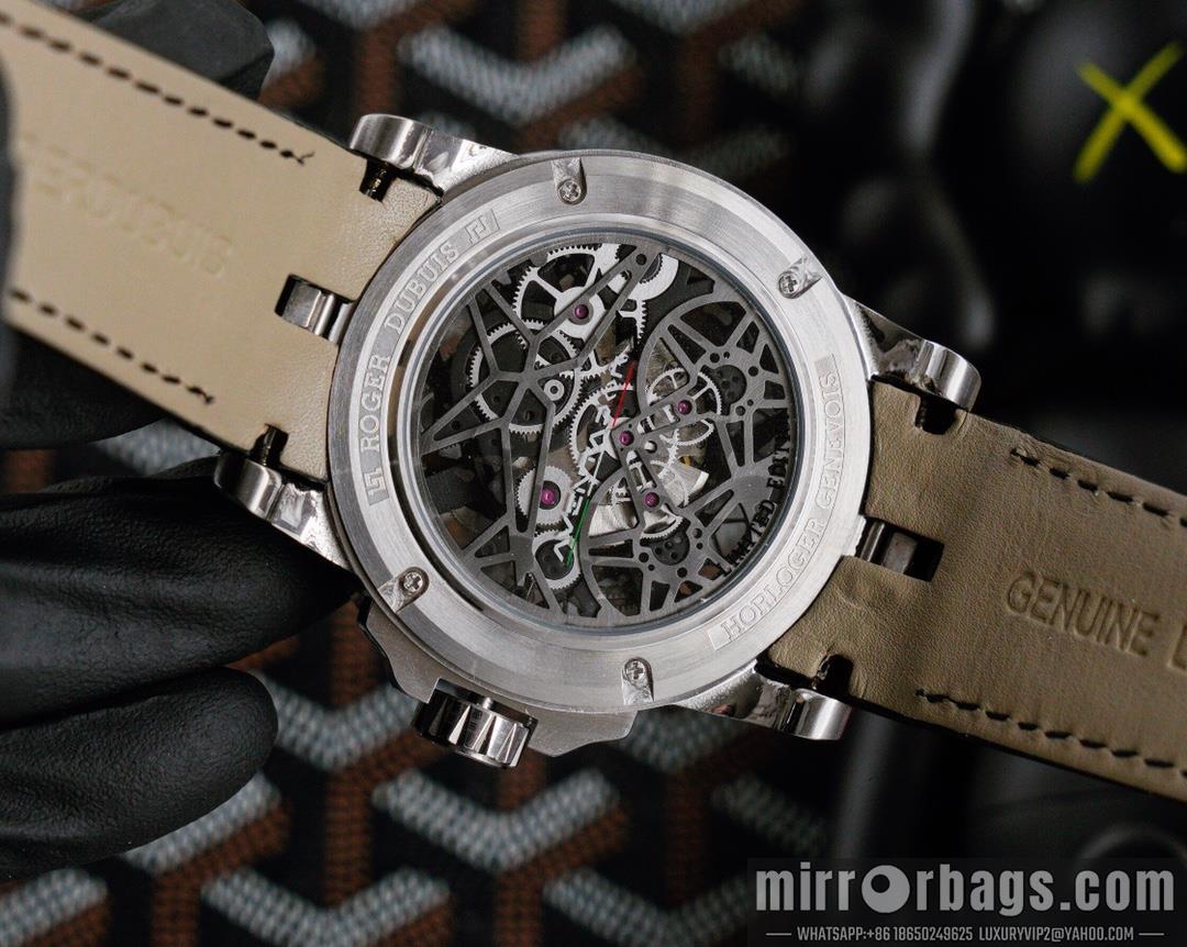 Replica Roger Dubuis watch M08