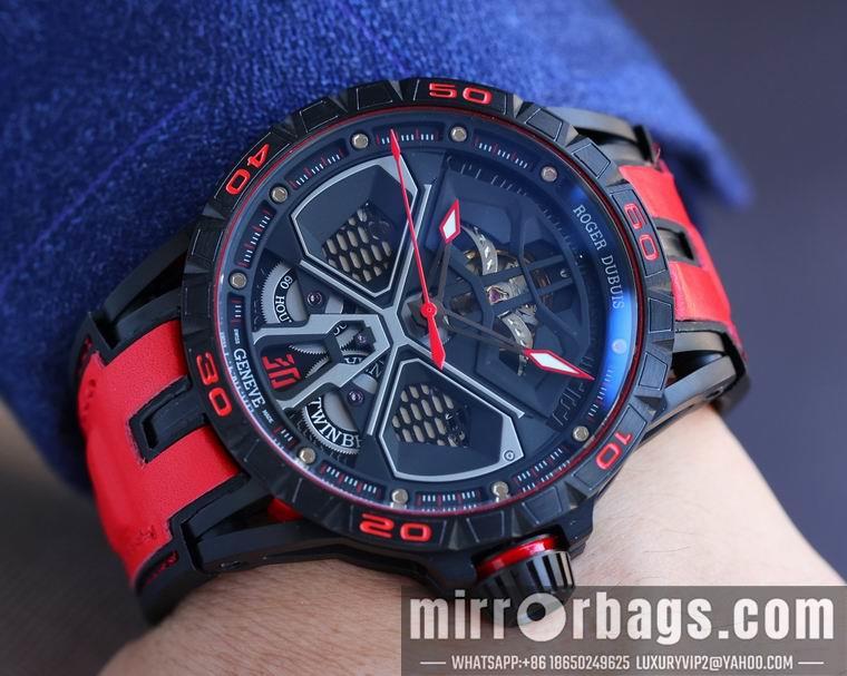 Replica Roger Dubuis men 45mm M01