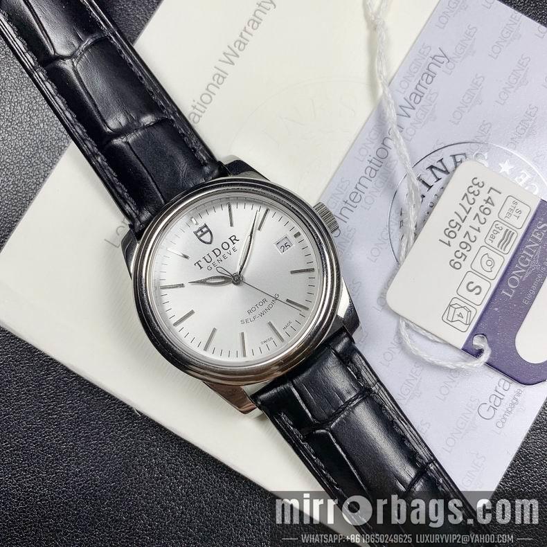 Replica Tudor watch 36mm M39