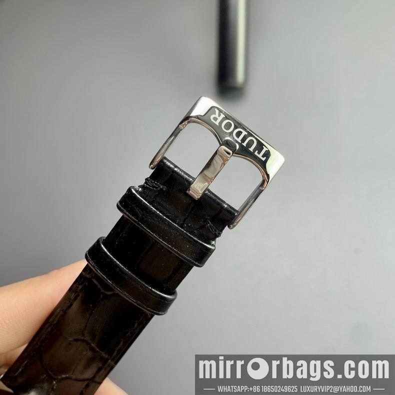 Replica Tudor watch M33
