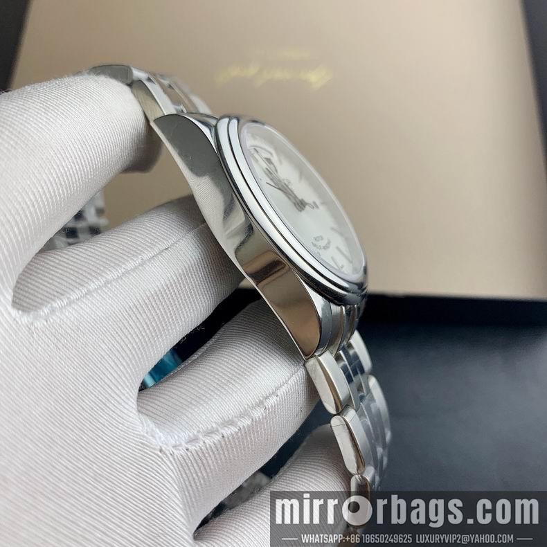 Replica Tudor watch M32