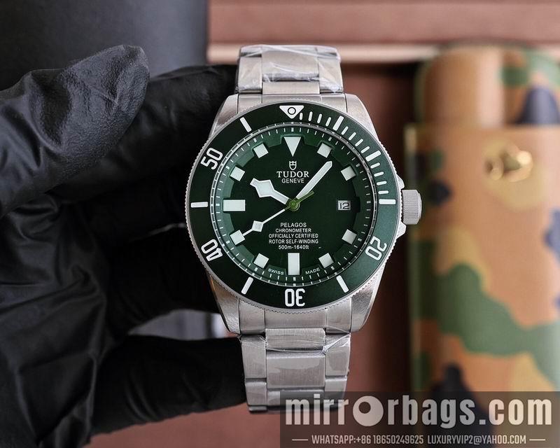 Replica Tudor 42mm 071436