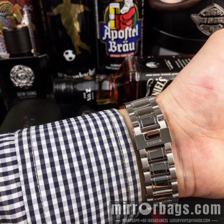 Replica Tudor 42mm 9nbz50