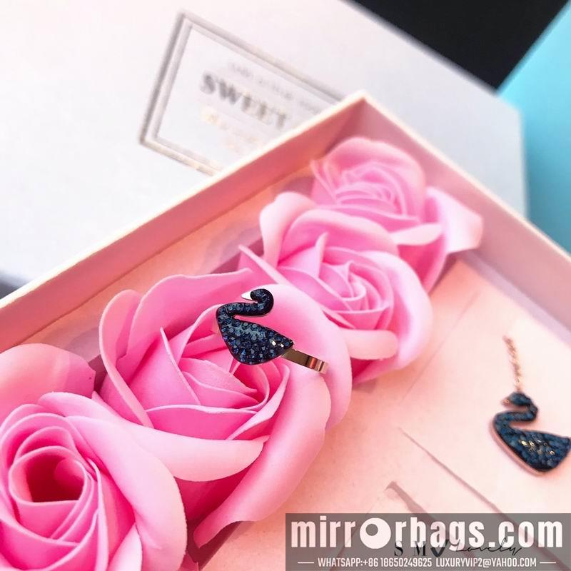 Replica Swarovski 5pcs 041422
