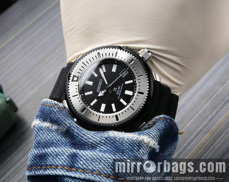 Replica Seiko watch 46.17mm M08