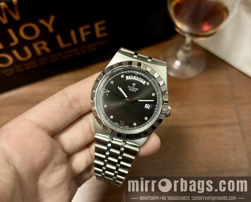 Replica Tudor 41mm 072439