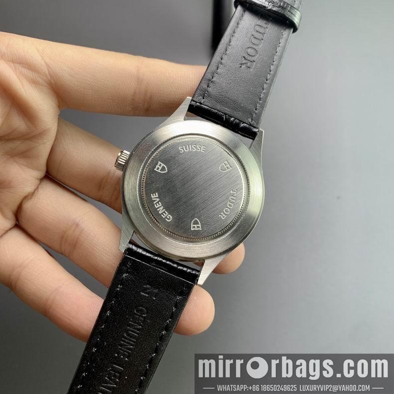 Replica Tudor watch M33