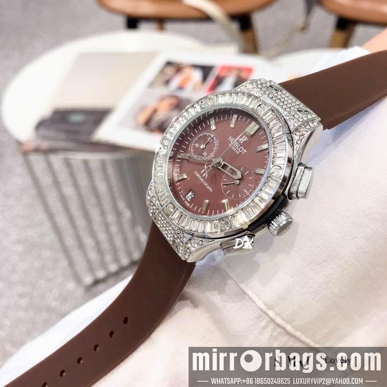 Replica Hublot 38mm 2nms17