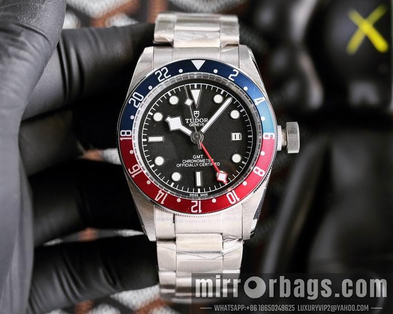 Replica Tudor men 42mm M12