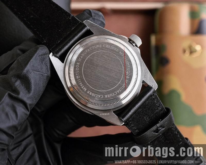 Replica Tudor 42mm 071437