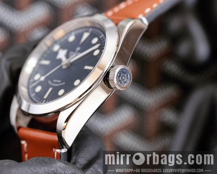 Replica Tudor men 41mm M04