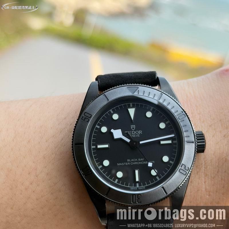 Replica Tudor 41mm 041605