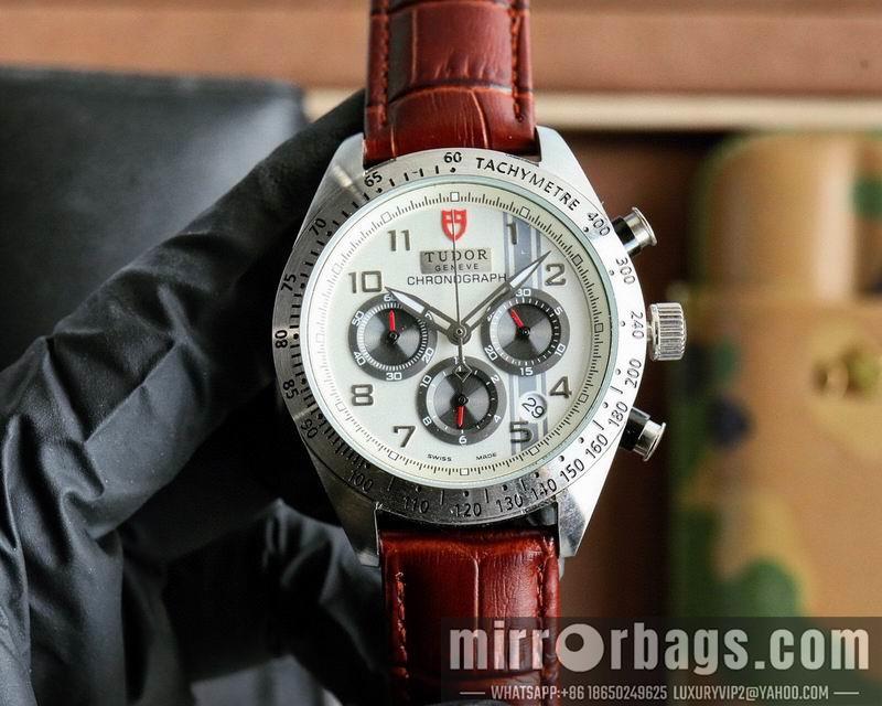 Replica Tudor 42mm 031943