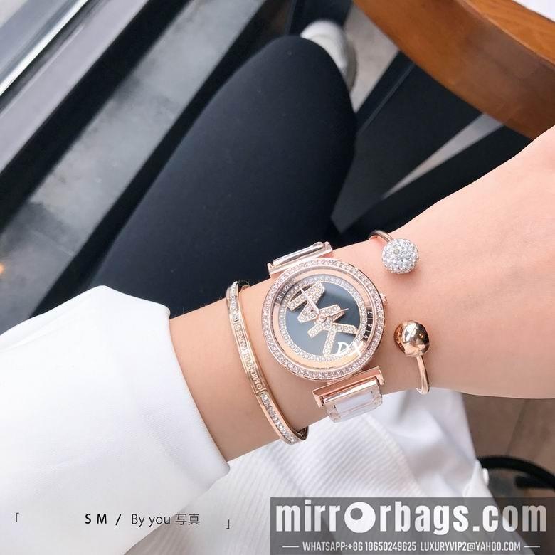 Replica Michael Kors S M 2nms28