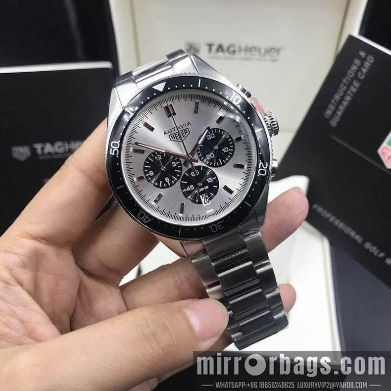 Replica Tag Heuer watch M33