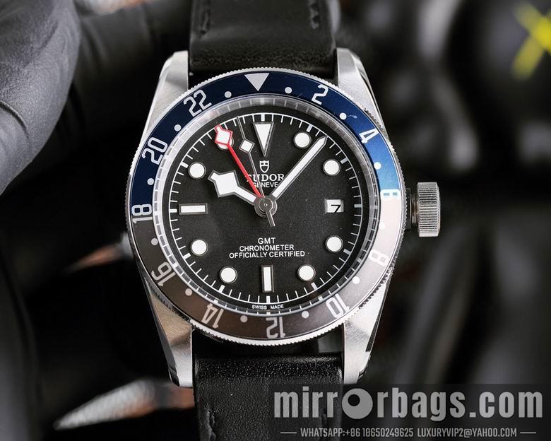 Replica Tudor men 42mm M12