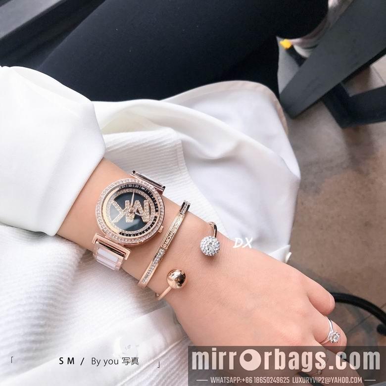 Replica Michael Kors S M 2nms28