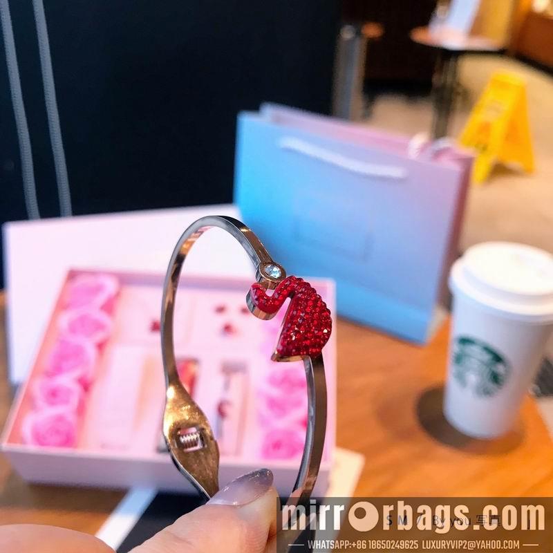 Replica Swarovski 5pcs 041422