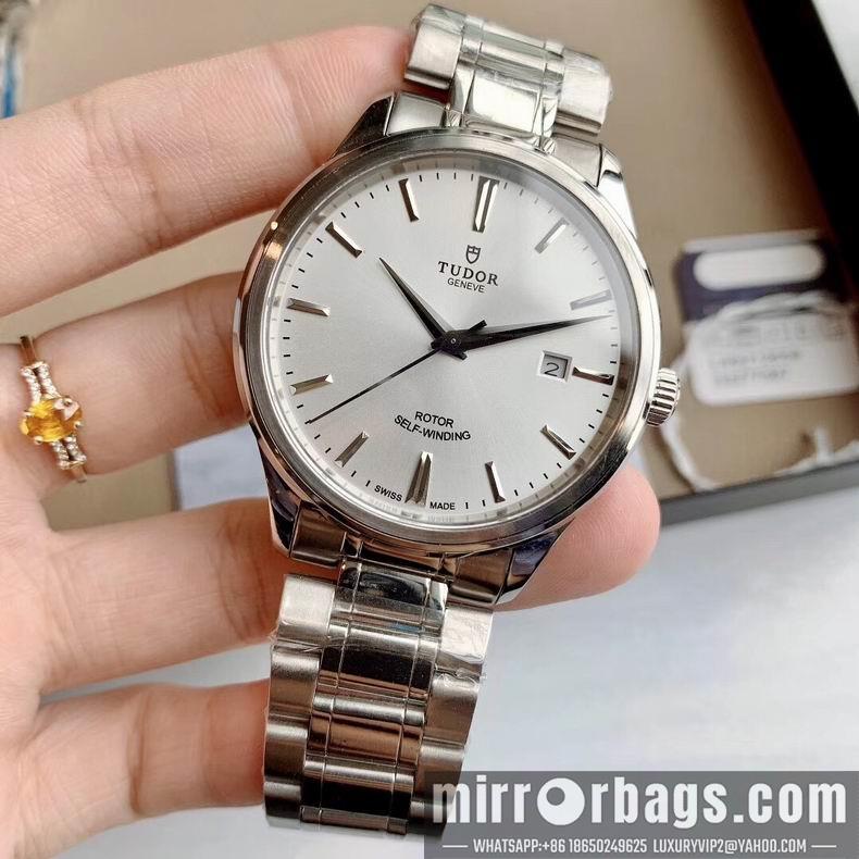 Replica Tudor watch M35